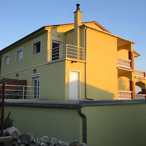 Ruzica Bed & Breakfast Novi Vinodolski