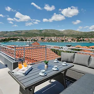 & Zaja Apartamento Trogir